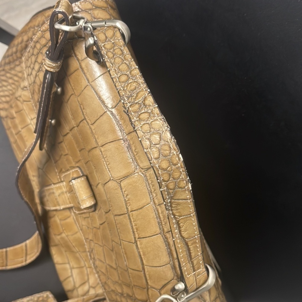 CLAUDIA Firenze Adorable Crossbody - Picture 3 of 8